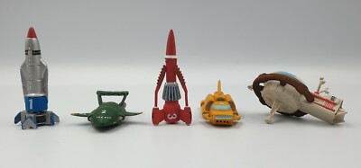 THUNDERBIRDS: THUNDERBIRD 1,2,3,4 & 5 KLEINE MODELLE MADE BY YUJIN (MN)