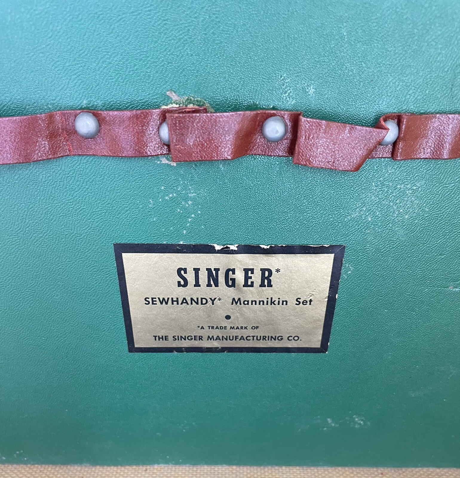 Vintage Singer Sew Handy Mannikin Kit Childrens Sewing Machine Model 20