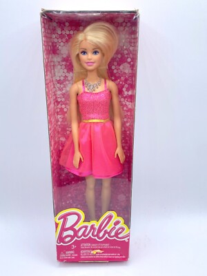 NIB BARBIE DOLL 2015 FASHIONISTAS DGX82
