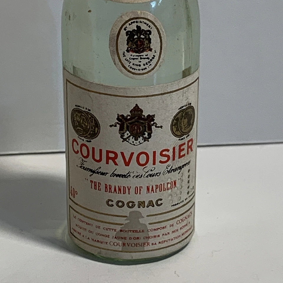 Botella miniatura vintage de coñac Courvoisier vacía Francia Brandy de Napoleón Foto 2 de 4
