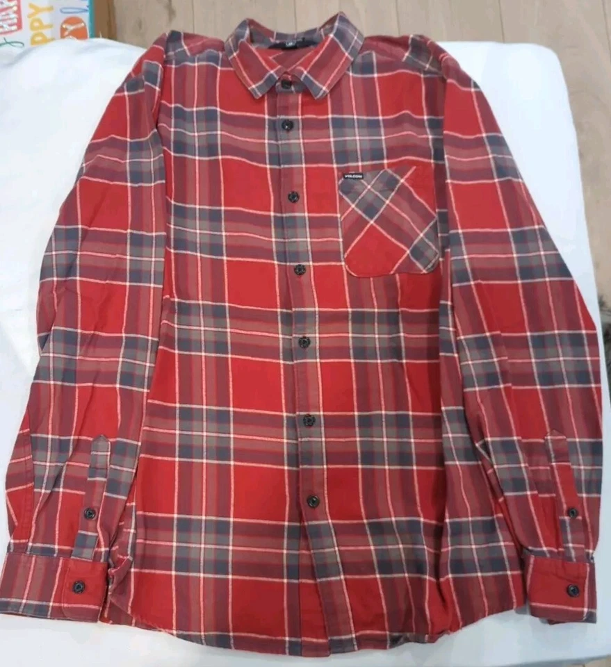 Volcom Mens Button Up Modern- Fit Long Sleeve XL Red Plaid - Image 2 of 4