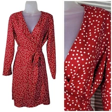 Banana Republic size 2 Wrap Dress Red Polkadot Midi Classic Tie Waist Profession