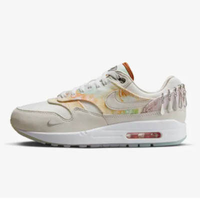 靴 Nike Air Max wmns 1lx Nike Women's Air Max 1 Metal Charms Shoes 'Phantom&Bright