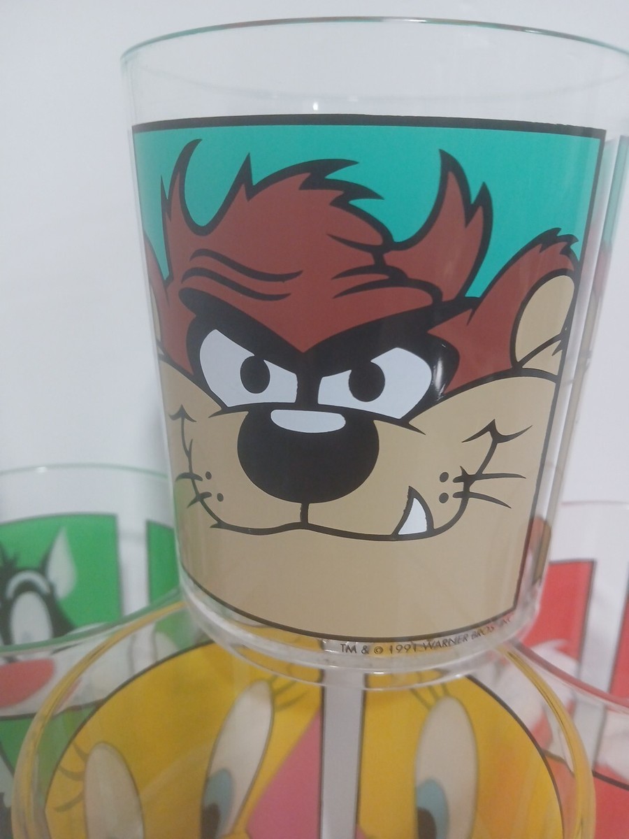 Vintage Looney Tunes Tweety Bird Taz Bugs Sylvester Plastic Cup