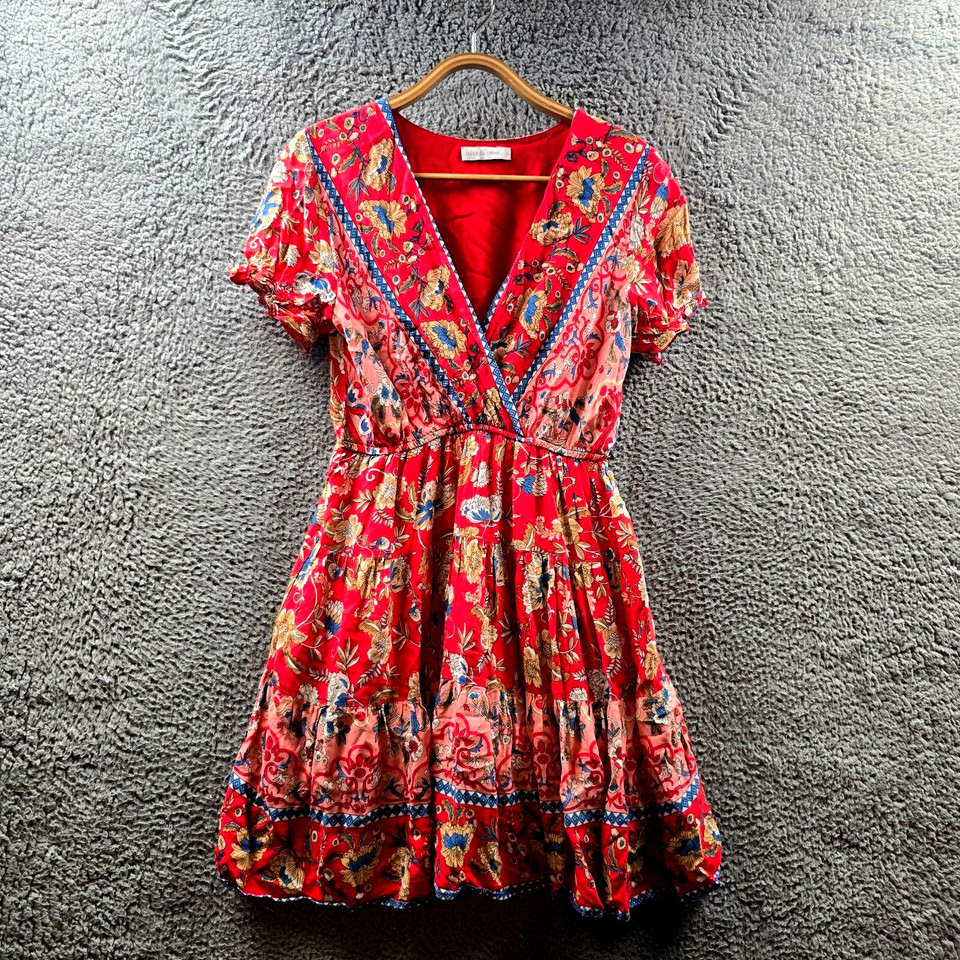 Minx & Moss Womens Dress Size 8 Red Paisley Short Sleeve A-line V-Neck
