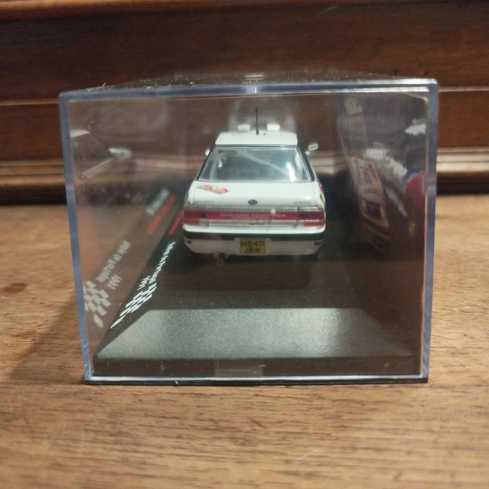 IXO Altaya 1/43 Subaru Legacy RS Chatriot Rallye Portugal 1991 neuf en Boîte - Photo 2/4