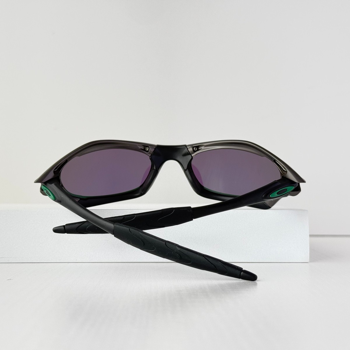 Oakley Splice Sunglasses Black Frame Blue Green Polarized Lens