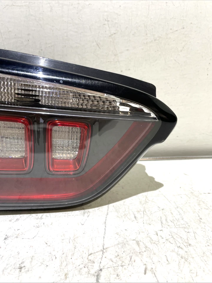 2017 - 2024 Jeep Compass Inner Halogen Tail Light Driver Left LH OEM 2111 - Image 4 of 4