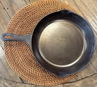 Wagner Ware #8 Cast Iron Skillet, 10.5”