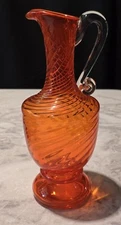 MCM LUDWIK FIEDOROWICZ HAND BLOWN ART GLASS OPTIC SWIRL ORANGE PITCHER VASE