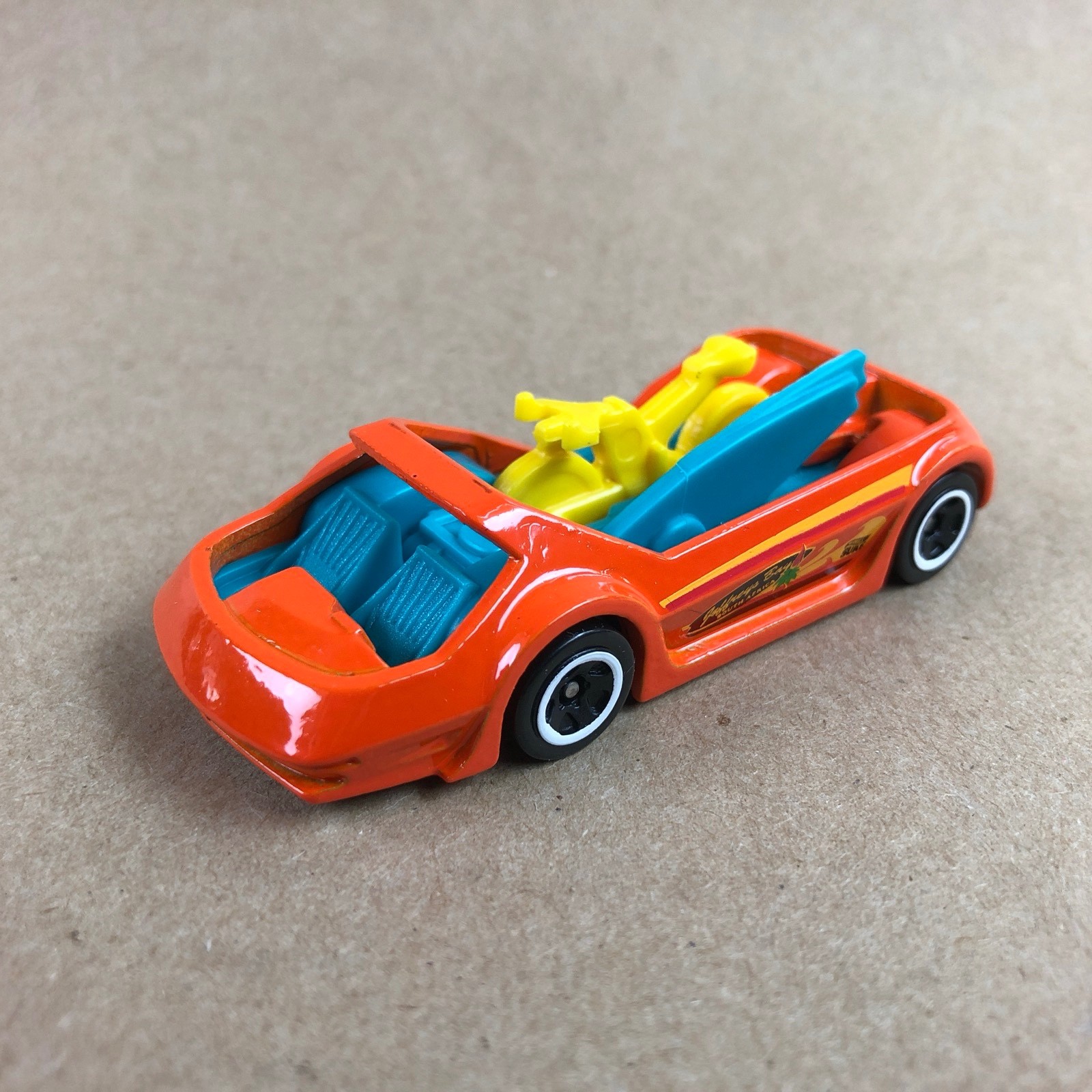 Hot Wheels 2023 Deora III Surf's Up 4/5 71/250 Orange 1:64 Diecast Car Loose