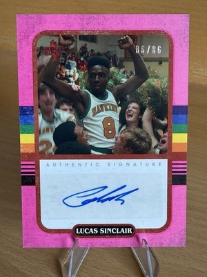Zerocool Stranger Things Season 4 Lucas Sinclair Autograph Pink 86/86 SA-CM