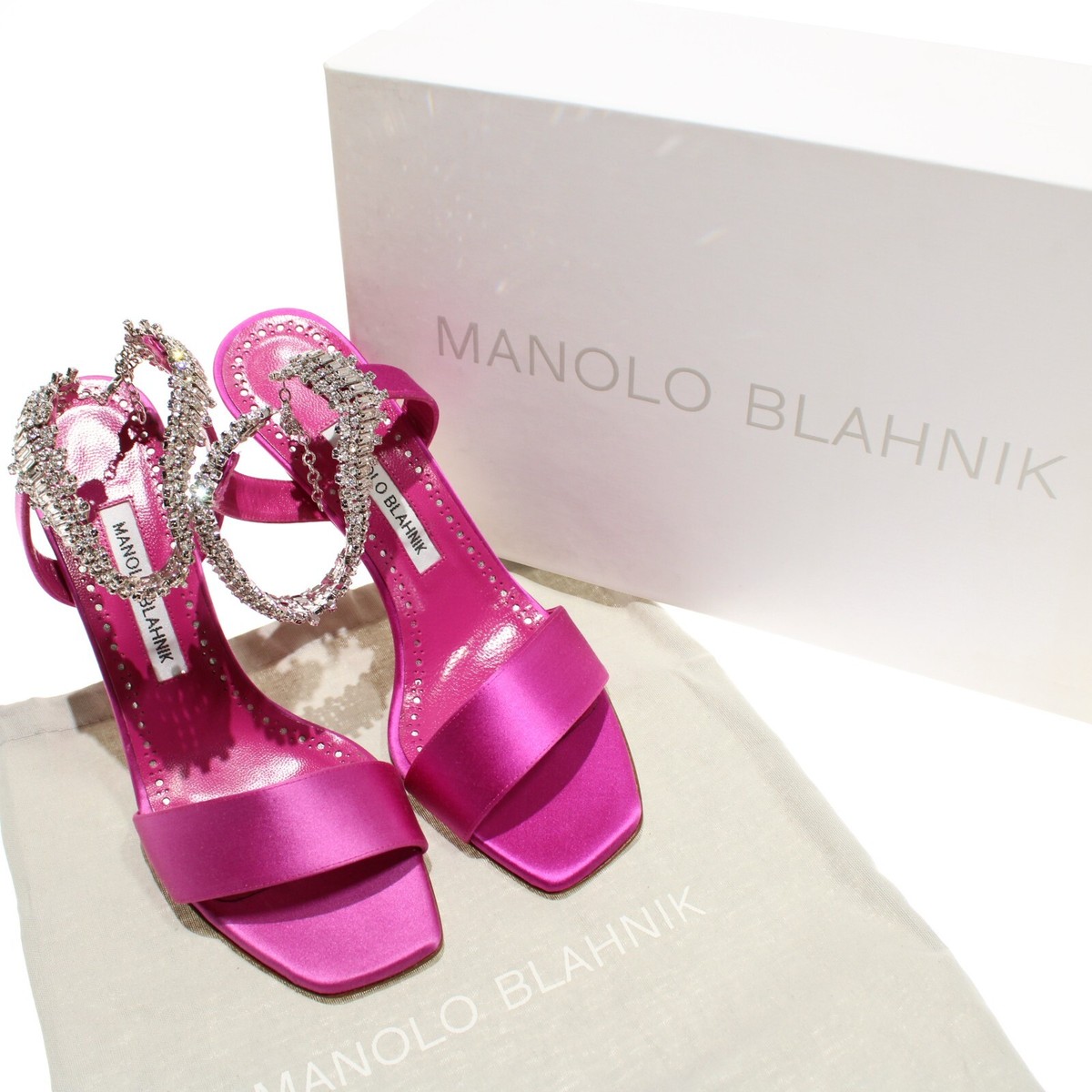 Escarpins Manolo Blahnik Parinasan - Talons 105 - Taille 41 (US 11) - Rose Satin Avec Cristaux