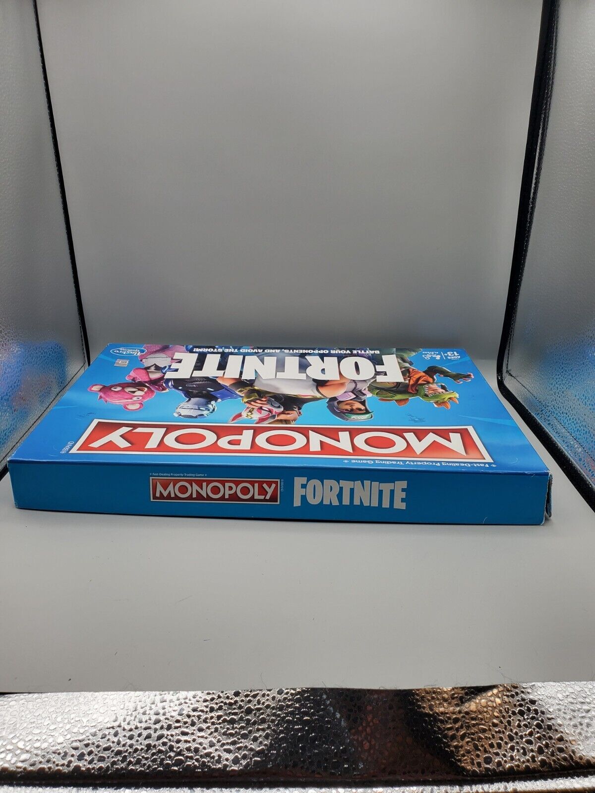 Jogo de Tabuleiro - Monopoly - Fortnite - Hasbro - PBKIDS Mobile