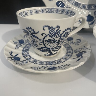 Blue Nordic By J & G Meakin Dinner Place Set~Blue Onion Swirl Rim