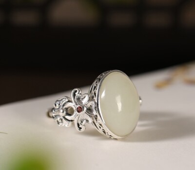 I02 Ring ovale helle Jade Kleeblatt aus Herzen Silber 925 größenverstellbar