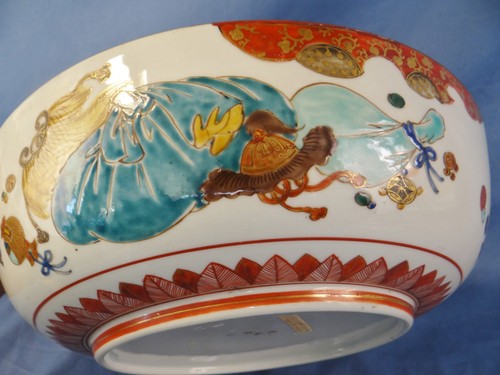 PRACHTVOLLE ANTIKE JAPANISCHE KUTANI MEIJI SCHALE SIGNIERT 27,5 CM - Bild 11 von 12