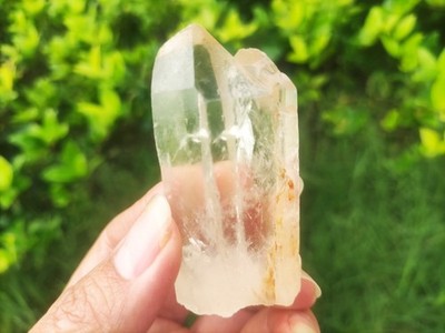 74g Bright LEMURIAN Healer Quartz Crystal RECORD KEEPER DazzlingC048