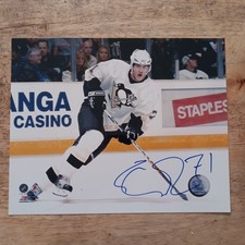 Evgeni Malkin Signed 8 x 10 Photo #2 ! Pittsburgh Penguin Future HOF Great !