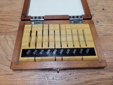 MITUTOYO 516 926  .005 - .050 " GAGE BLOCK SET