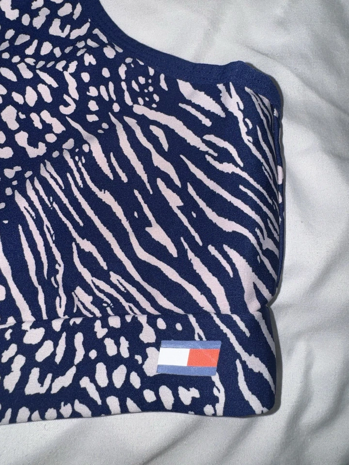 Tommy Hilfiger 动物印花运动文胸 M 码 - 运动服运动文胸 — 第 2/4 张图片