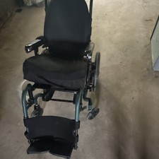 Invacare Manual Reclining Wheelchair w/ JAY J2 Seat Cushion, 4-Wheel Black/Green