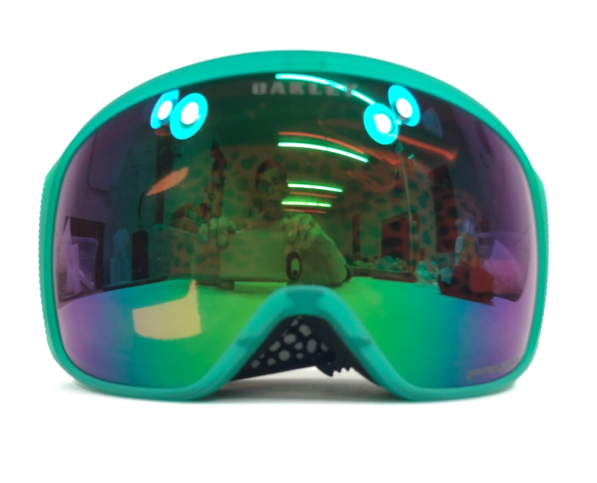 Oakley Snow Goggles Flight Tracker M OO7105-5700 Black Oakley Snow Goggles Flight Tracker M OO7105-5700 Black