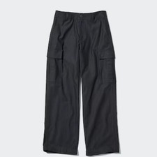 Uniqlo Wide Straight Cargo Pants