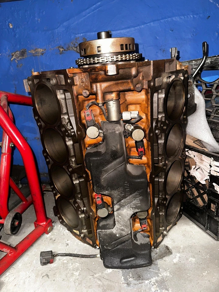 JEEP GRAND CHEROKEE SRT 6.4 13-17 OEM 8 CILINDROS MOTOR BLOQUE Foto 3 de 4