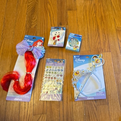 #ad Disney Claire#x27;s Princess Dress Up Accessories Set Ariel Belle Cinderella Tiana $19.99