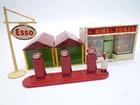 VINTAGE MATCHBOX LESNEY ACCESSORIES: A1 ESSO PUMPS A3 GARAGES A5 SHOP 1950s