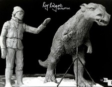 Roy Rodgers Signed Star Wars ESB Tauntaun Sculpting 11x14 Photo Beckett