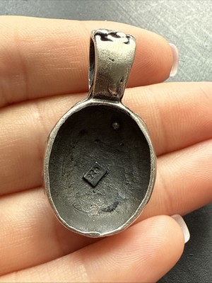 Pendentif Ancien En Argent Massif 925 - Style Art Nouveau Avec Déco Bleue - Breloque De Créateur