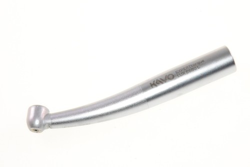 échelle de ph verticale pour mesurer l'équilibre acide alcalin. essai
