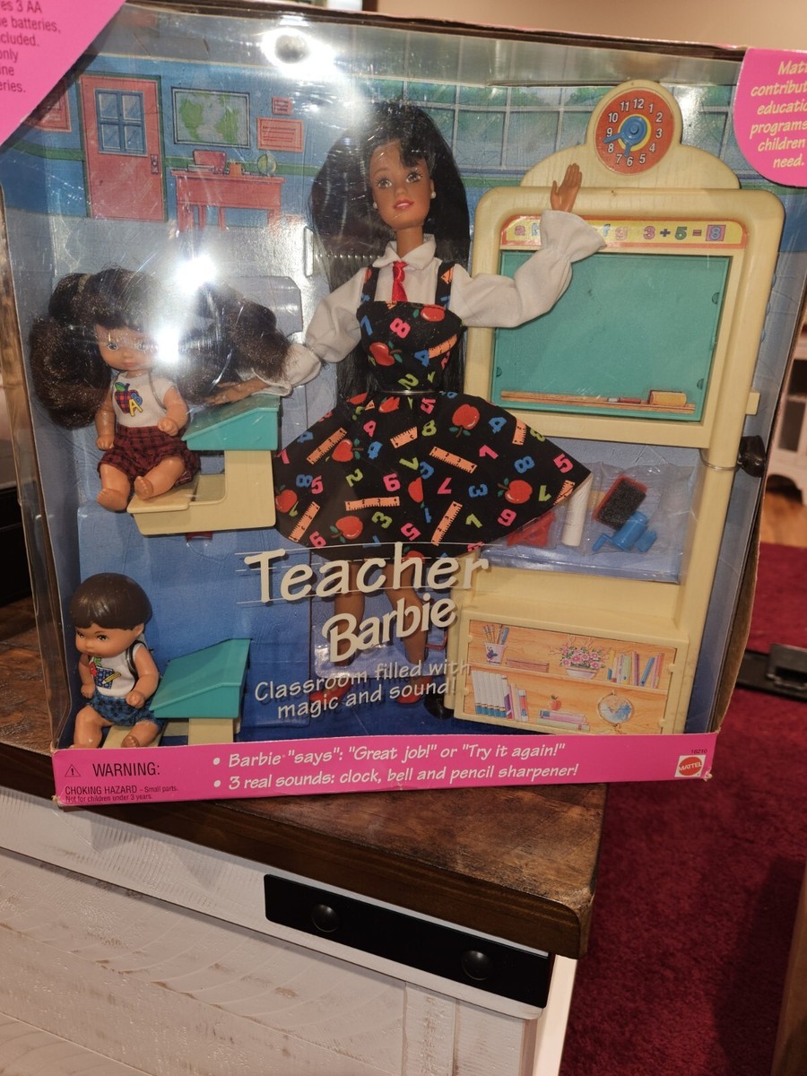 VTG Mattel Teacher Barbie 16210 Doll Classroom Play Set w/ 2
