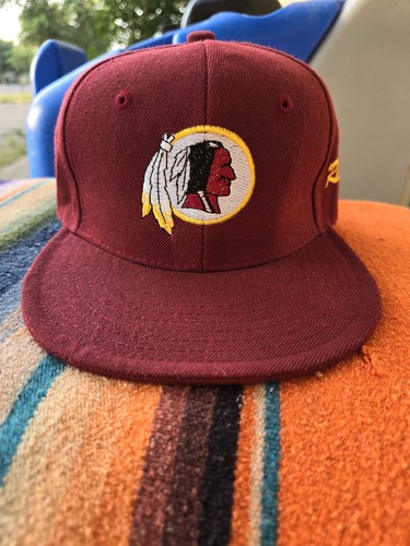 Vintage Washington Redskins NFL Embroidered Fitted Hat XS