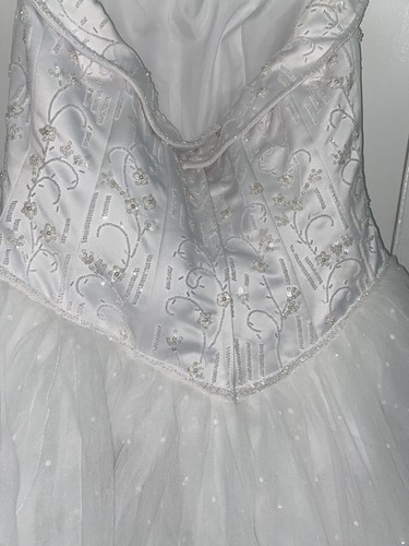 DAVIDs Bridal SZ 16 BEADED Ball Gown Wedding Dress Strapless Princess Tulle - Picture 12 of 17