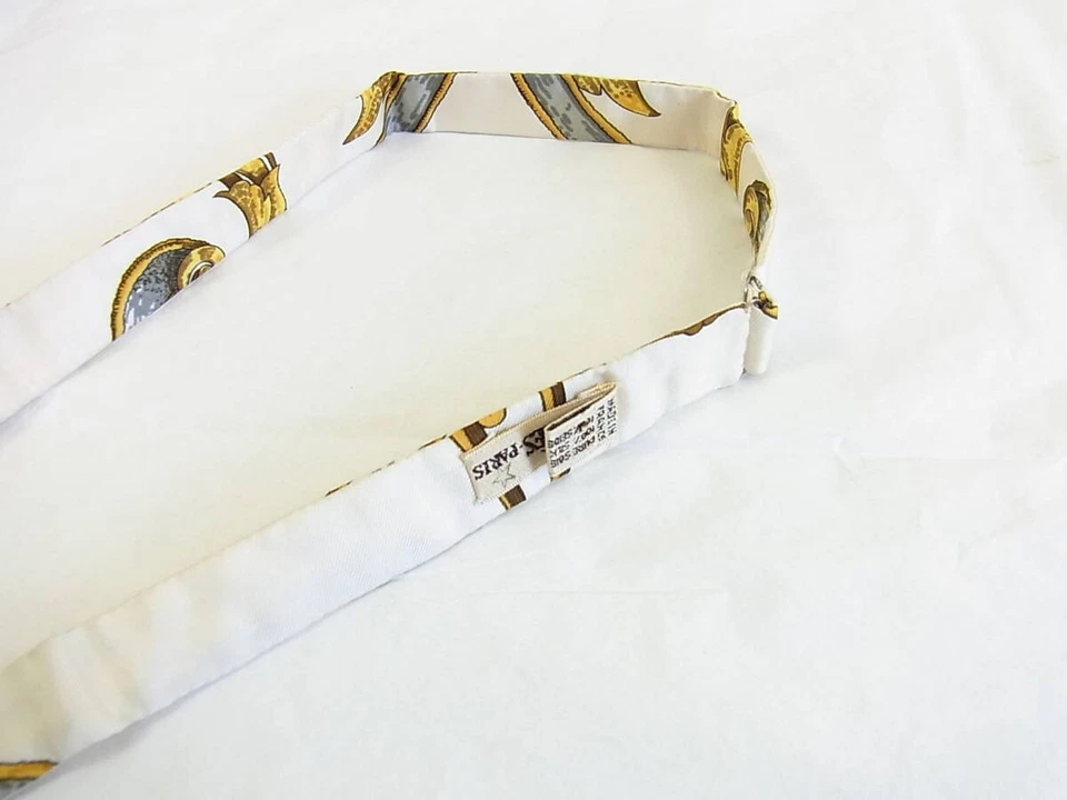 Auténtica pajarita de seda vintage Hermes Foto 4 de 4