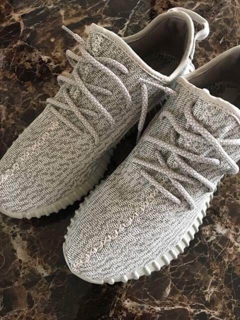 Pre Owned Authentic Adidas Yeezy Boost V1 350 MOONROCK UK 9 AQ2660 image 2