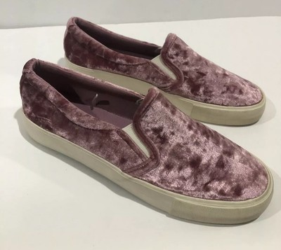 american eagle slip on sneakers