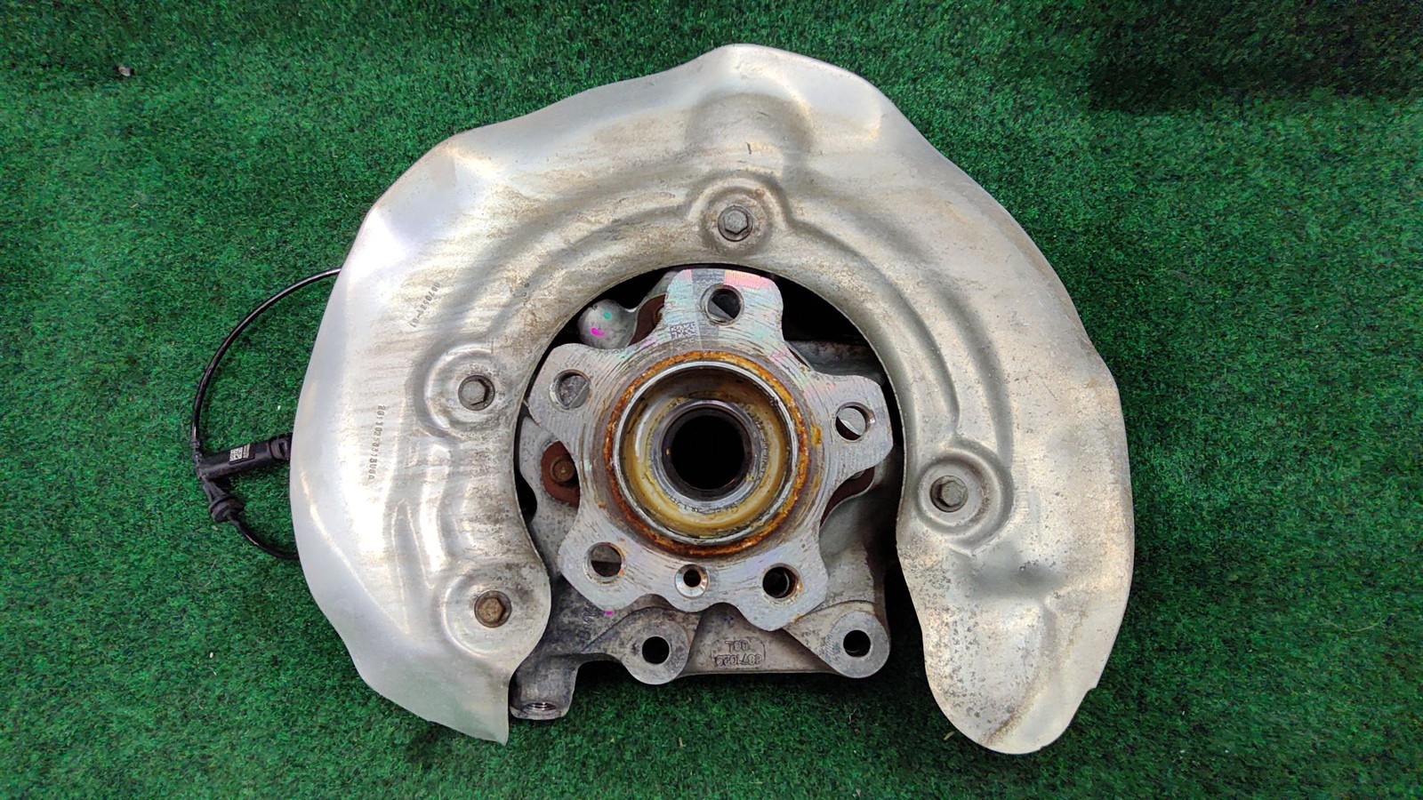 2018-2021 BMW X3 Left Rear Knuckle 70k mls OEM 33306871027