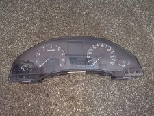 Compteur Audi A8