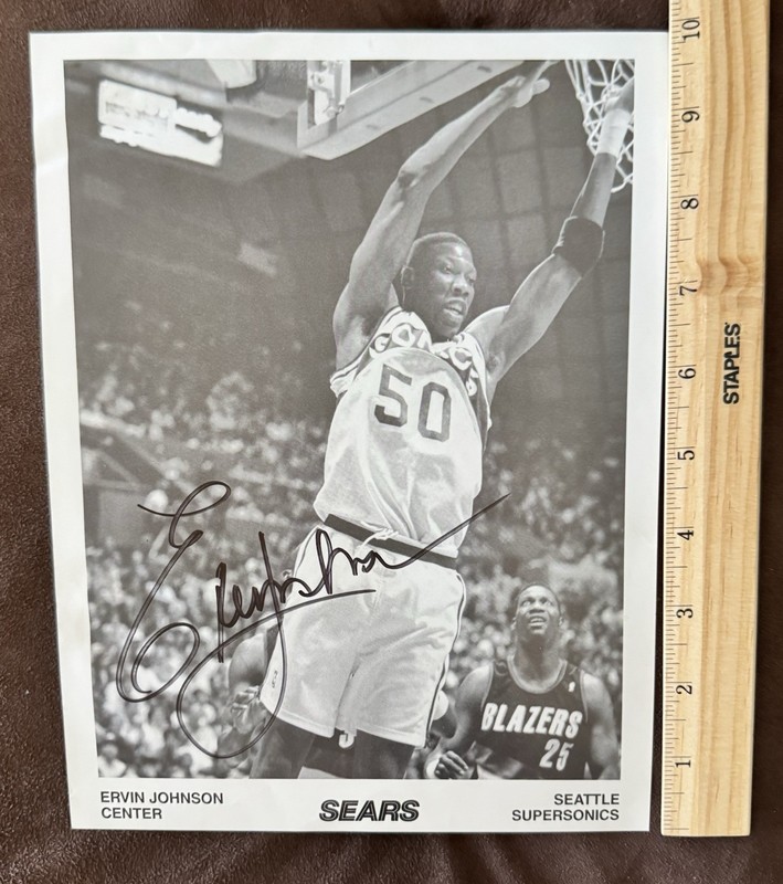 1993 Ervin Johnson Autographed 8x10 Photo Seattle SuperSonics NBA Basketball