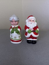 VTG Mr and Mrs Santa Claus Merry XMAS Christmas 5  Salt and Pepper Shakers JAPAN