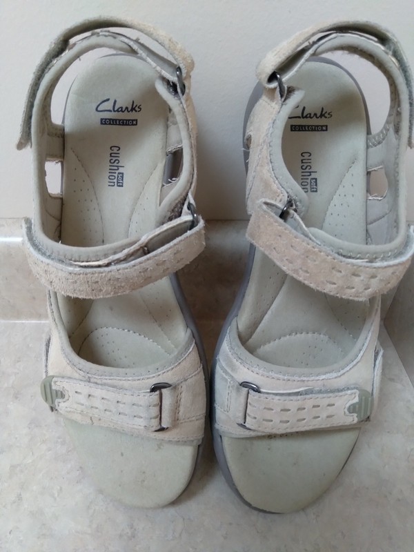 Womens Clarks Sandals, soft cushion, beige, size 8.5, used.