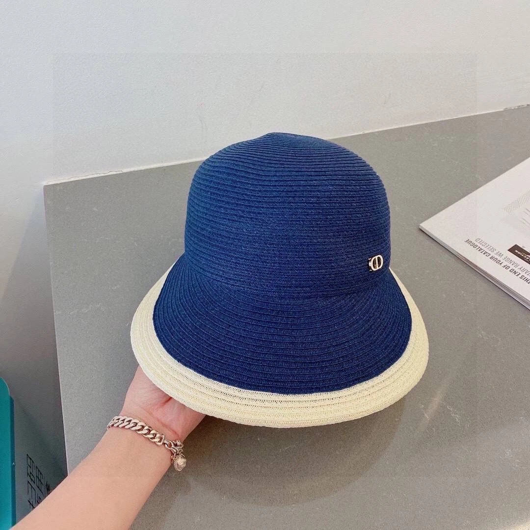 Chapeau de paille Dior, chapeau de soleil, tour de tête bleu 57cm