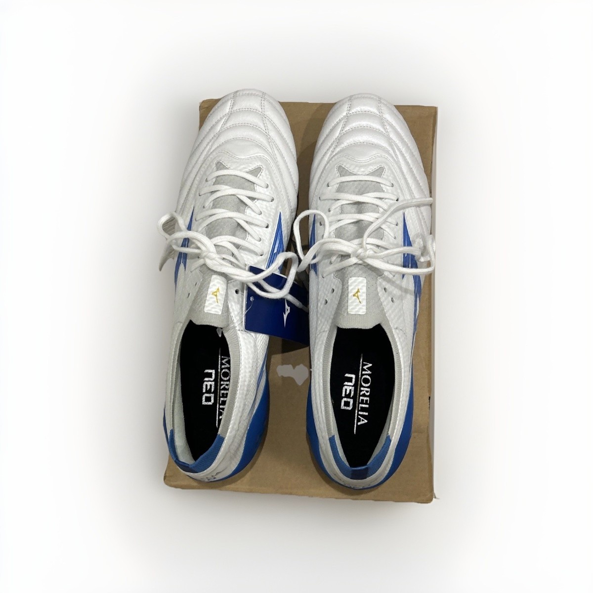 Mizuno Morelia Neo IV β Elite Soccer Cleats White | US 11