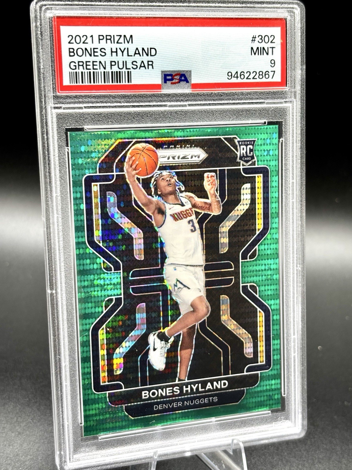 2021-22 Panini Prizm - Bones Hyland #302 Green Pulsar Prizm /25 (RC) PSA 9