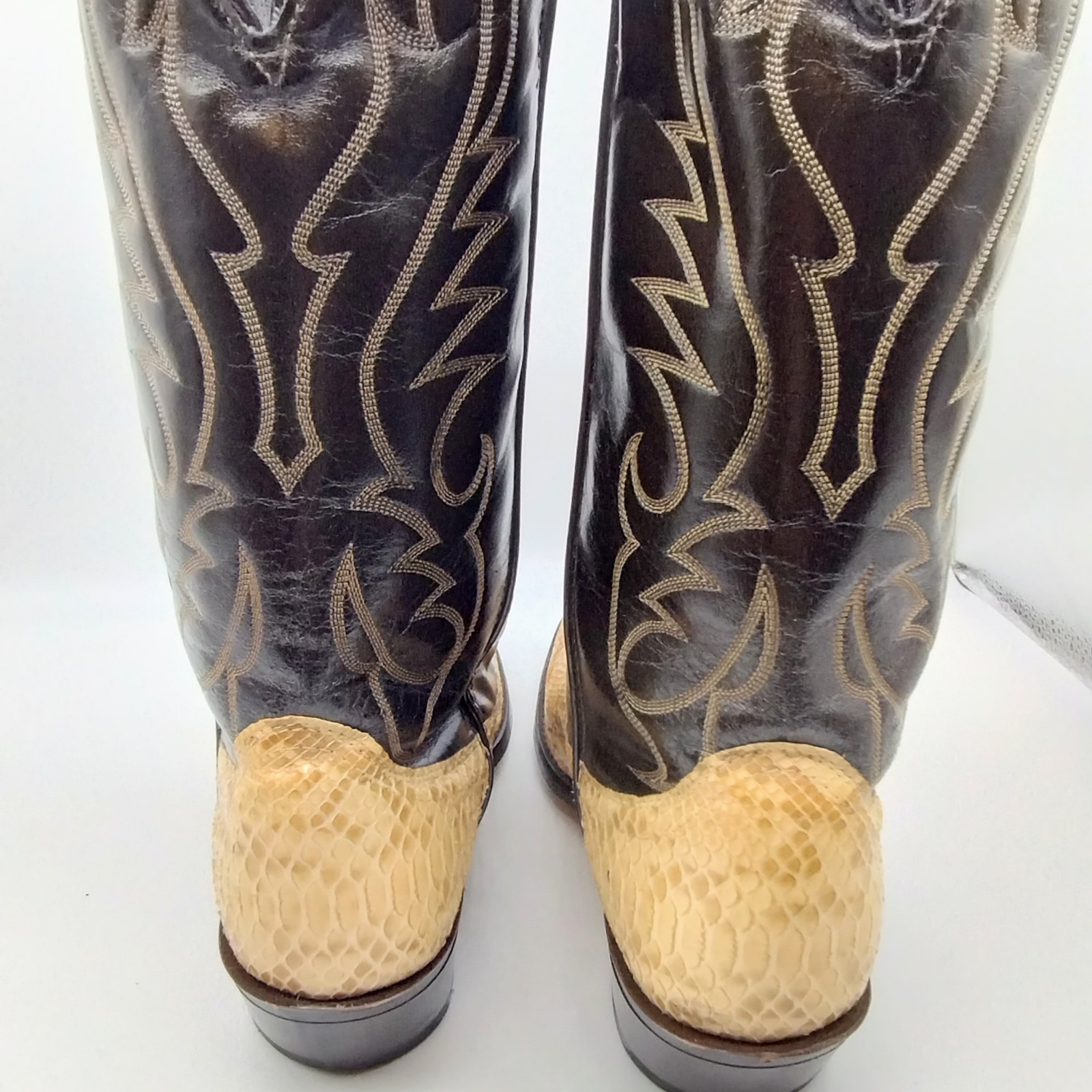 Laredo White Python Snakeskin Cowboy Western Boot… - image 3