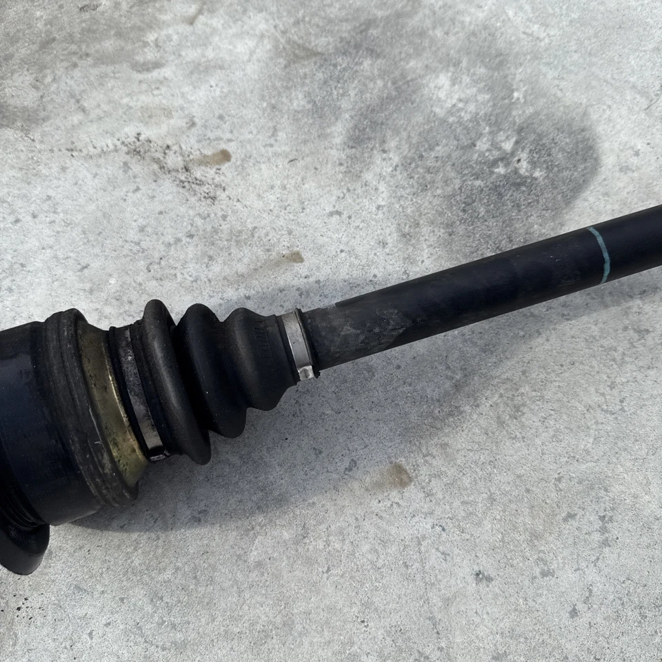 20 21 22 23 Toyota Supra conductor trasero izquierdo eje CV TRACCIÓN TRASERA 1602 buen fabricante de equipos originales usado Foto 3 de 4